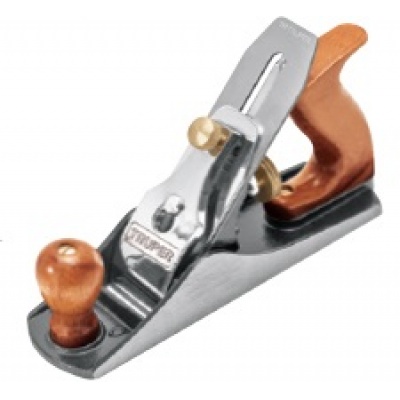 Cepillo para carpintero # 4 estriado, Truper